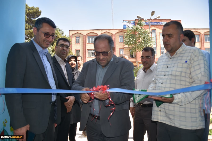 سایت رایانه شماره یک دانشجویی افتتاح شد. 5