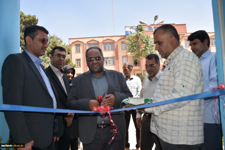 سایت رایانه شماره یک دانشجویی افتتاح شد. 7