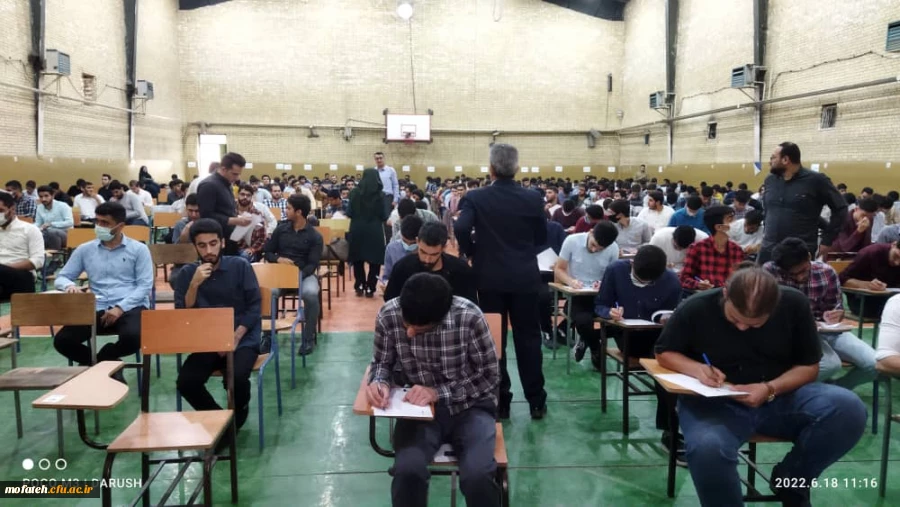 بازدیدسرپرست پردیس، از حوزه های امتحانی سالن ورزشی و  ساختمان آموزشی پردیس شهید مفتح 2