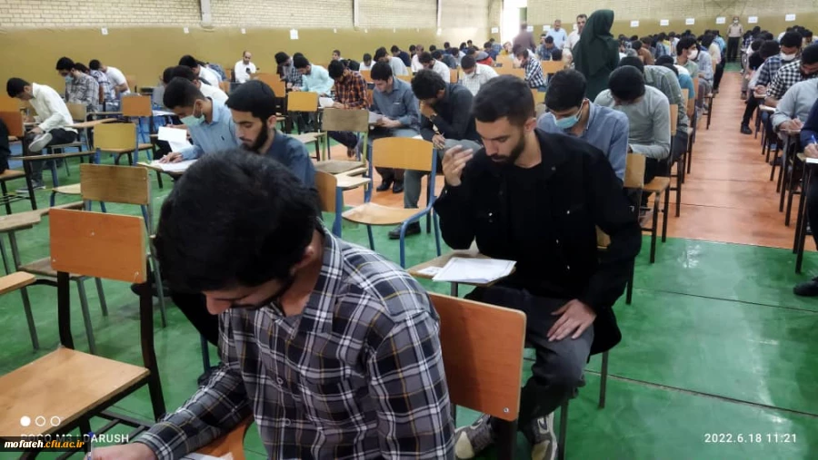 بازدیدسرپرست پردیس، از حوزه های امتحانی سالن ورزشی و  ساختمان آموزشی پردیس شهید مفتح 5