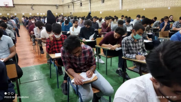 بازدیدسرپرست پردیس، از حوزه های امتحانی سالن ورزشی و  ساختمان آموزشی پردیس شهید مفتح 6