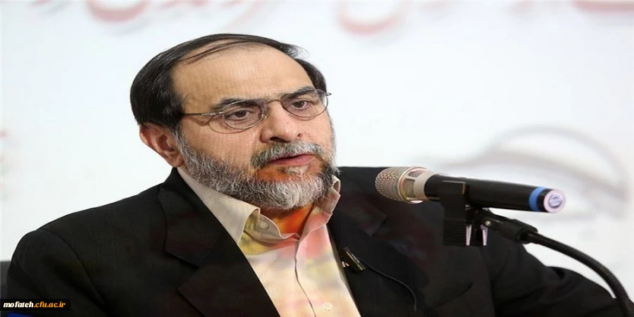 مسئولان نظام و عبرت های عاشورا