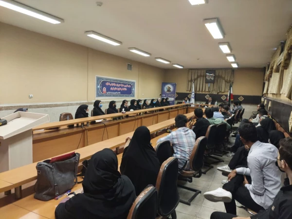 گزارش تصویری کارگاه آشنایی با نشر و تالیف کتاب 8