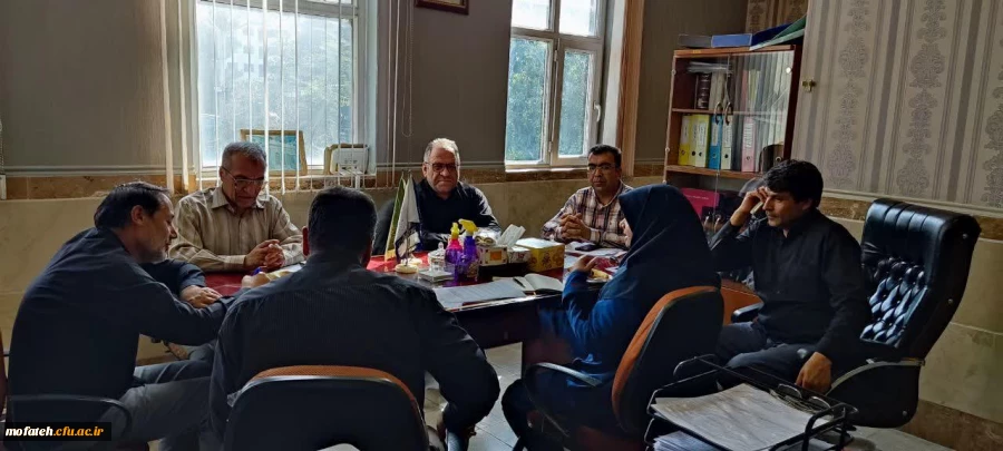 اولین جلسه شورای آموزش پردیس شهید مفتح شهرری در سال تحصیلی جدید با حضور سرپرست و مدیران گروه های آموزشی