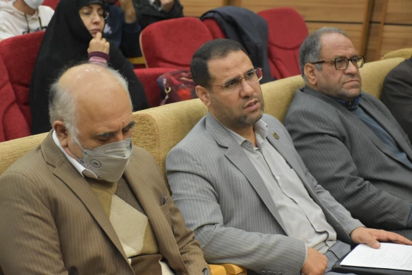 رئیس دانشگاه فرهنگیان در پردیس شهید مفتح شهرری به مناسبت روز دانشجو