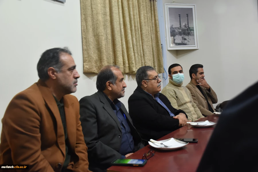 با مدیران، معلمان و کارکنان مجتمع آموزشی میر داماد شهر ری 4