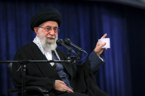 بیانات در دیدار مردم قم در سالروز قیام نوزدهم دی 3