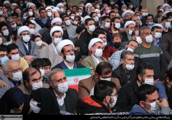 بیانات در دیدار مردم قم در سالروز قیام نوزدهم دی 4