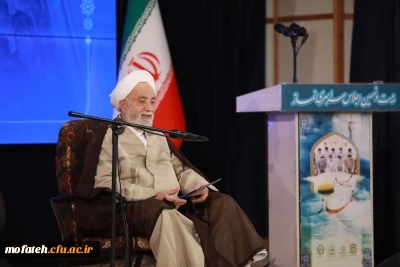 رییس ستاد اقامه نماز کشور در بیست و نهمین اجلاس سراسری نماز؛

دانشگاه فرهنگیان را جدی بگیریم زیرا نسل جوان را آموزش می دهد