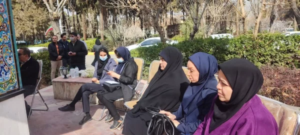 غبارروبی مزار مطهر شهید گمنام پردیس شهید مفتح به مناسبت ایام الله دهه فجر 
 2