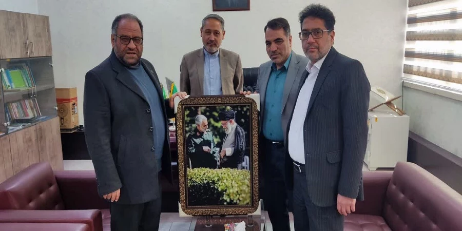 عرض تبریک خدمت آقای دکتر موسی عبادی  3