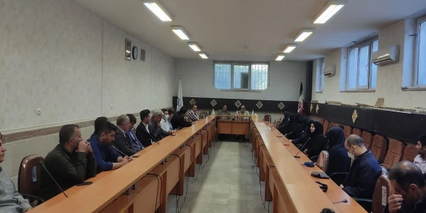 دیدار نوروزی سرپرست پردیس شهید مفتح شهرری با معاونان، کارشناس مسئولان، کارکنان و برخی دانشجومعلمان پردیس 2