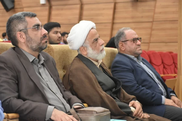 مراسم اکران مستند اردوی راهیان نور ۱۴۰۱ بسیج دانشجویی پردیس شهید مفتح و تجلیل از فعالان بسیج دانشجویی 5