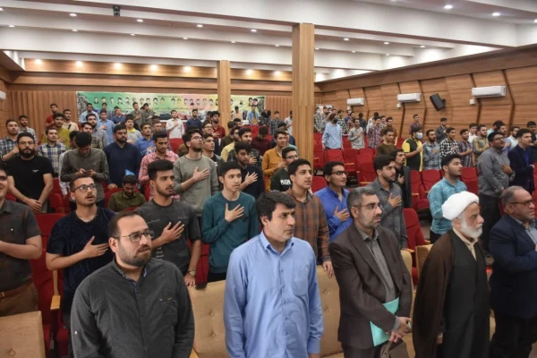مراسم اکران مستند اردوی راهیان نور ۱۴۰۱ بسیج دانشجویی پردیس شهید مفتح و تجلیل از فعالان بسیج دانشجویی 6