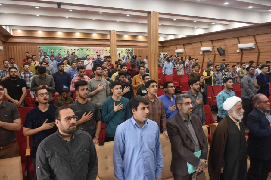 مراسم اکران مستند اردوی راهیان نور ۱۴۰۱ بسیج دانشجویی پردیس شهید مفتح و تجلیل از فعالان بسیج دانشجویی 6