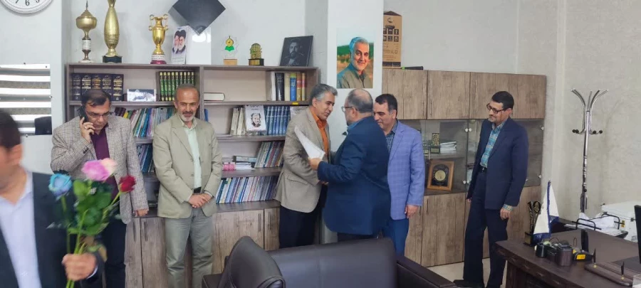 فرازی دیگر از تقدیر مقام شامخ استادان عضو محترم هیأت علمی پردیس شهید مفتح شهرری 11