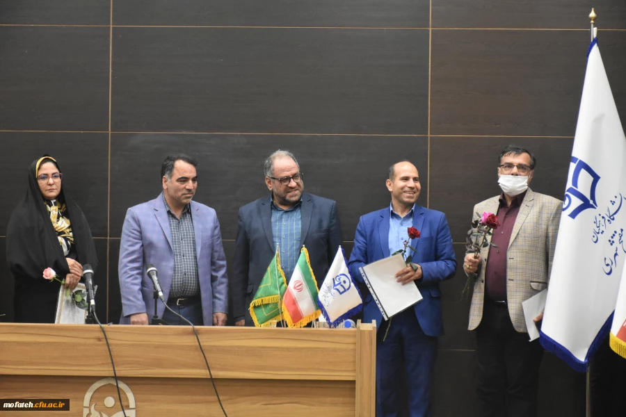 تجلیل از مقام شامخ استادان عضو محترم هیأت علمی پردیس شهید مفتح شهرری به مناسبت هفته معلم 17