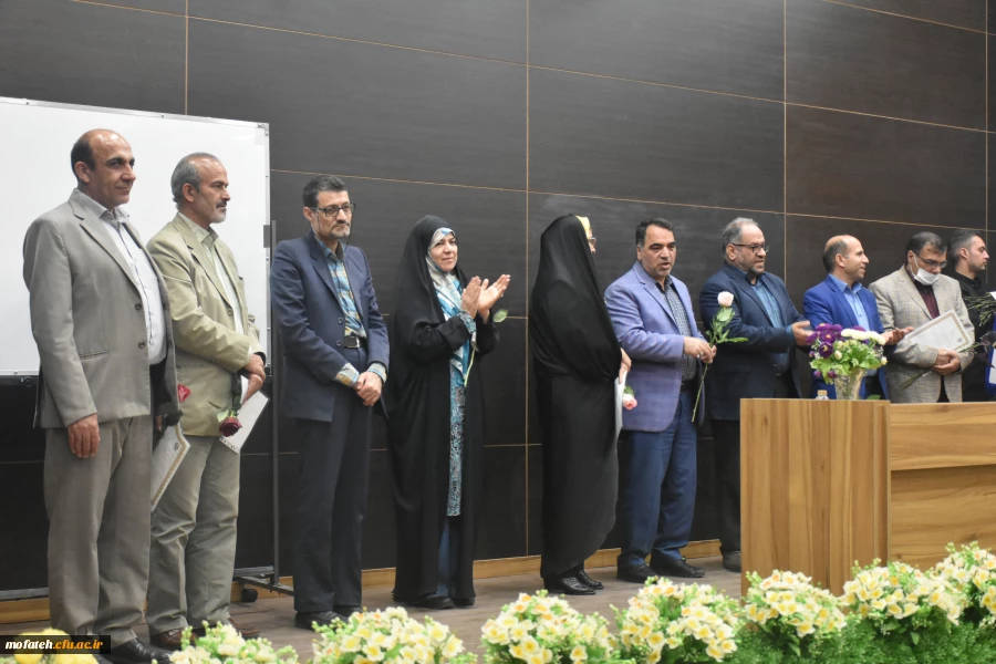 تجلیل از مقام شامخ استادان عضو محترم هیأت علمی پردیس شهید مفتح شهرری به مناسبت هفته معلم 22