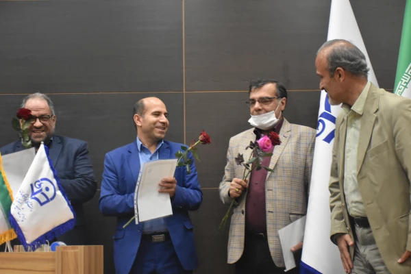 تجلیل از مقام شامخ استادان عضو محترم هیأت علمی پردیس شهید مفتح شهرری به مناسبت هفته معلم 6