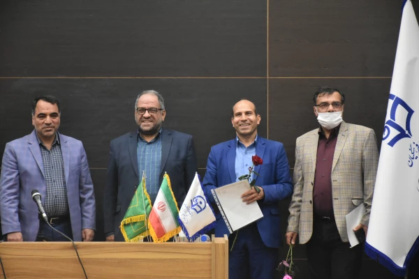 تجلیل از مقام شامخ استادان عضو محترم هیأت علمی پردیس شهید مفتح شهرری به مناسبت هفته معلم 10