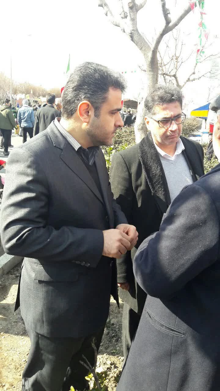 مراسم 22 بهمن ماه و حضور همکاران و دانشجو معلمان پردیس در این مراسم 16