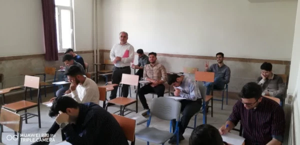 سومین روز برگزاری آرام و مطلوب امتحانات پایان نیمسال دوم سال تحصیلی ۲-۱۴۰۱ در پردیس شهید مفتح شهرری 4