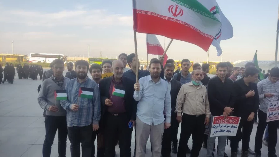 خیزش و تجمع دانشجویان دانشگاه فرهنگیان پردیس شهید مفتح در محکومیت رژیم کودک کش صهیونیستی در فرودگاه امام خمینی (ره) 2