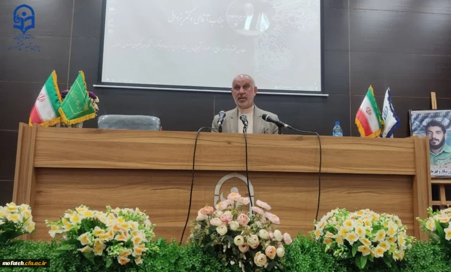 دکتر علی اصغر یزدانی؛ معاون توسعه منابع و امور دانشجویی دانشگاه فرهنگیان استان تهران در آیین استقبال از نودانشجو معلمان و گرامی داشت یوم الله سیزده آبان