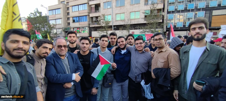 نمایی دیگر از دانشجومعلمان شرکت کننده در مراسم حامیان کودکان شهید در غزه 63