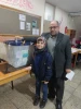 حضور خانوادگی دکتر محمد پاک سرشت، سرپرست پردیس شهید مفتح شهرری در جریان انتخاب نمایندگان مجلسین خبرگان رهبری و شورای اسلامی در یکی از شعب اخذ رأی در مدارس شهران شمالی
