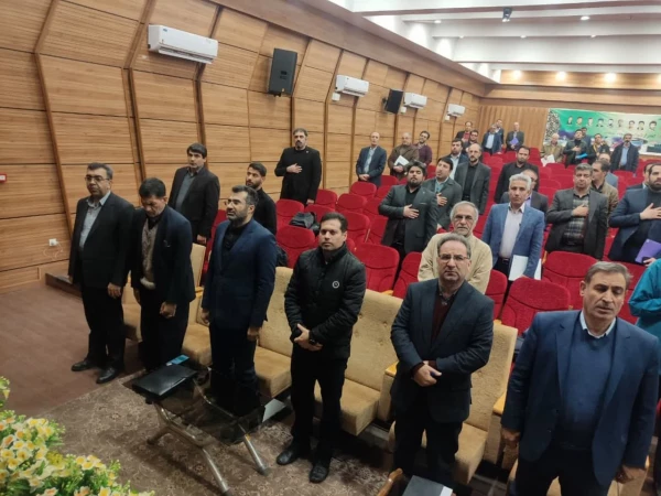 نشست تخصصی هم اندیشی مدیران پردیس شهید مفتح و مدیران مدارس وابسته کارورزی شهرستان های ری و کهریزک 10