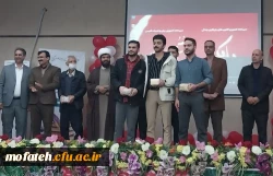 کسب رتبه اول لیگ ادبیات فارسی 