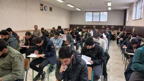 اولین روز برگزاری آزمون های پایان نیمسال اول سال تحصیلی ۱۴۰۳-۱۴۰۴ در پردیس شهید مفتح 5