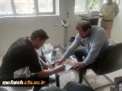 سنجش سلامت همکاران با دستگاه InBody توسط استاد کمالوند به مناسب هفته گرامیداشت معلم 4