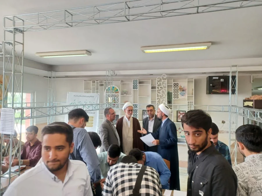 انتخابات کانون و انجمن ها
 3