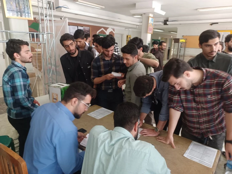 انتخابات کانون و انجمن ها
 6