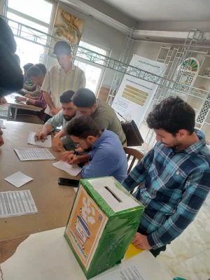 انتخابات کانون و انجمن ها
 8