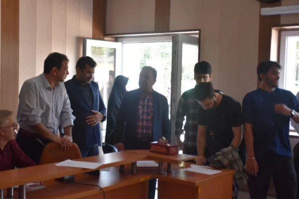 برگزاری انتخابات شورای صنفی دانشجومعلمان در پردیس شهید مفتح شهرری 4