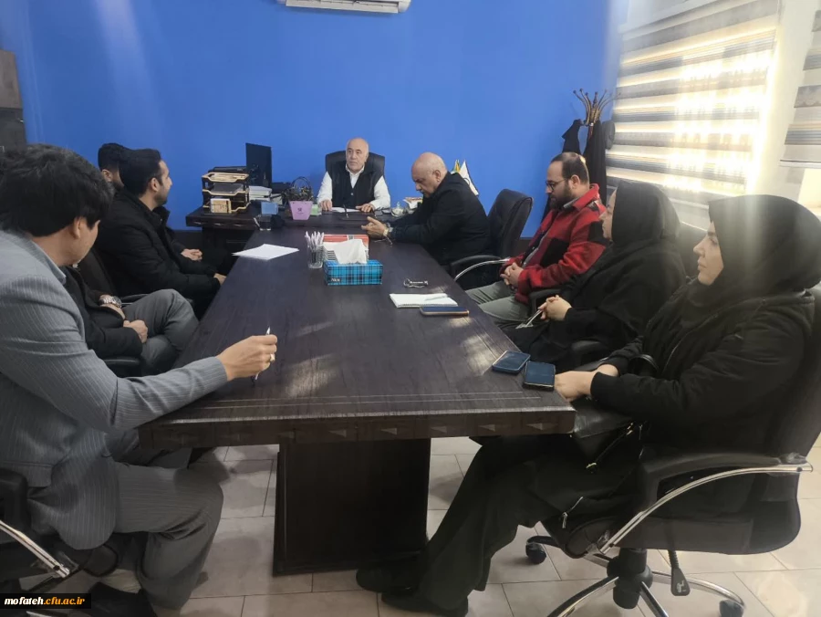 برگزاری جلسه شورای آموزش دانشکده ادبیات و زبان های خارجی جهت هماهنگی آزمون های مجازی 2